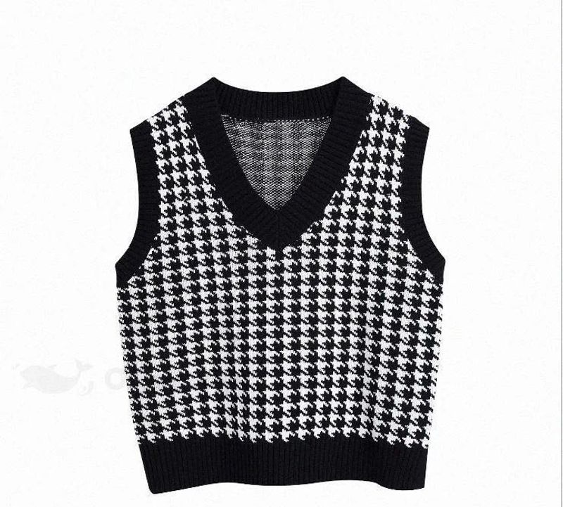 Houndstooth Sweater Vest - Chic &amp; Stylish