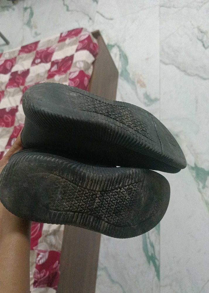 shoes n socks