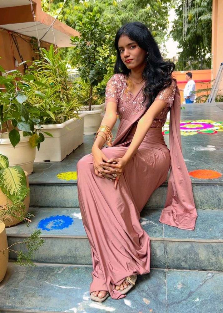 Elegant Rose Gold Saree