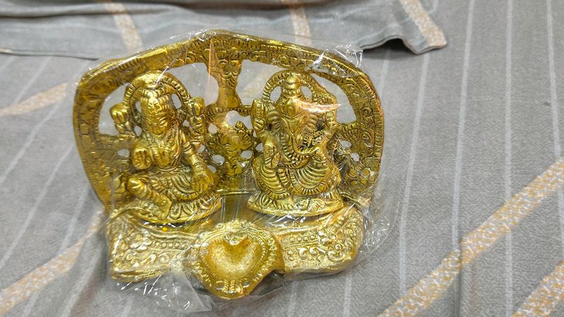 Lakshmi Mata And Ganesh Ji Idol