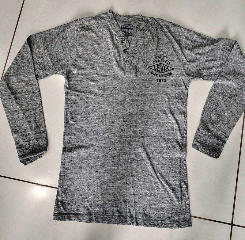 Levi's Long Sleeve Henley T-Shirt