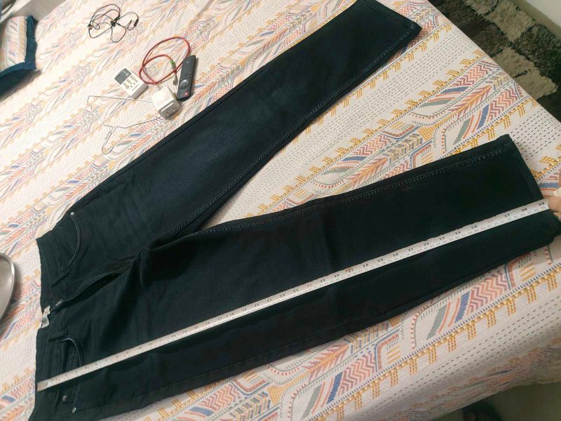 Classic Dark Wash Jeans