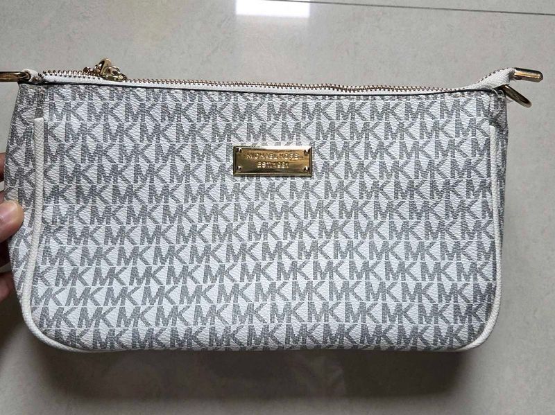 Michael kors sling bag in good condition