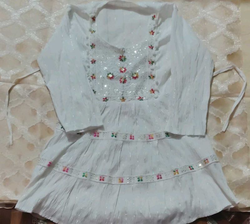 Girls White short kurti with Embroidery