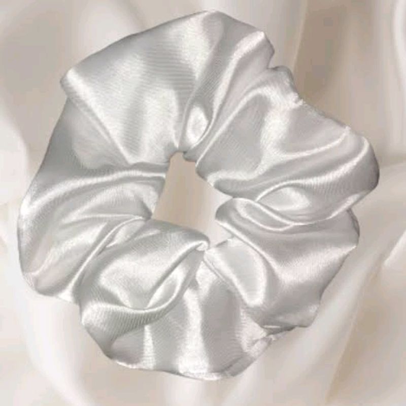 White Scrunchie 15