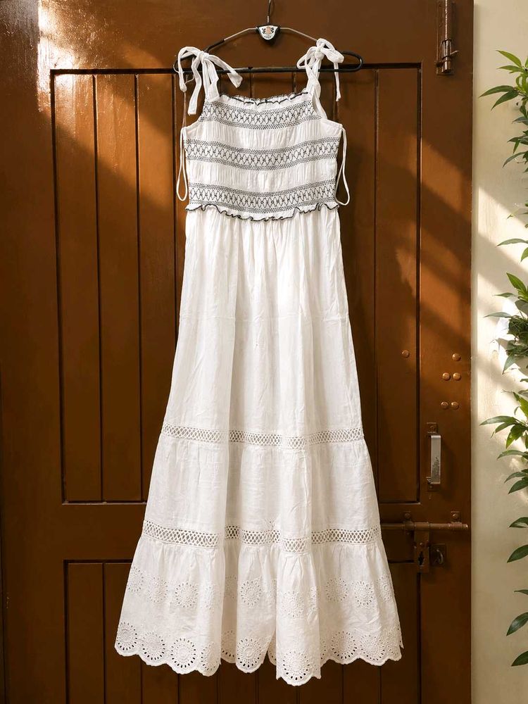 Elegant White Maxi Dress ✨