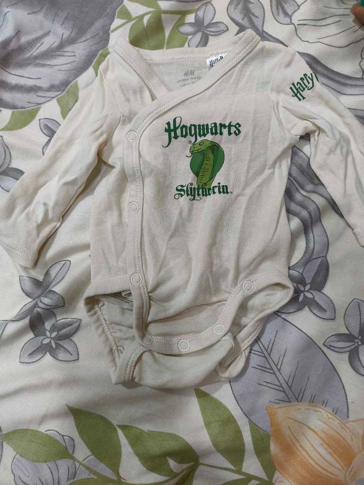 H&amp;M Newborn Baby Romper