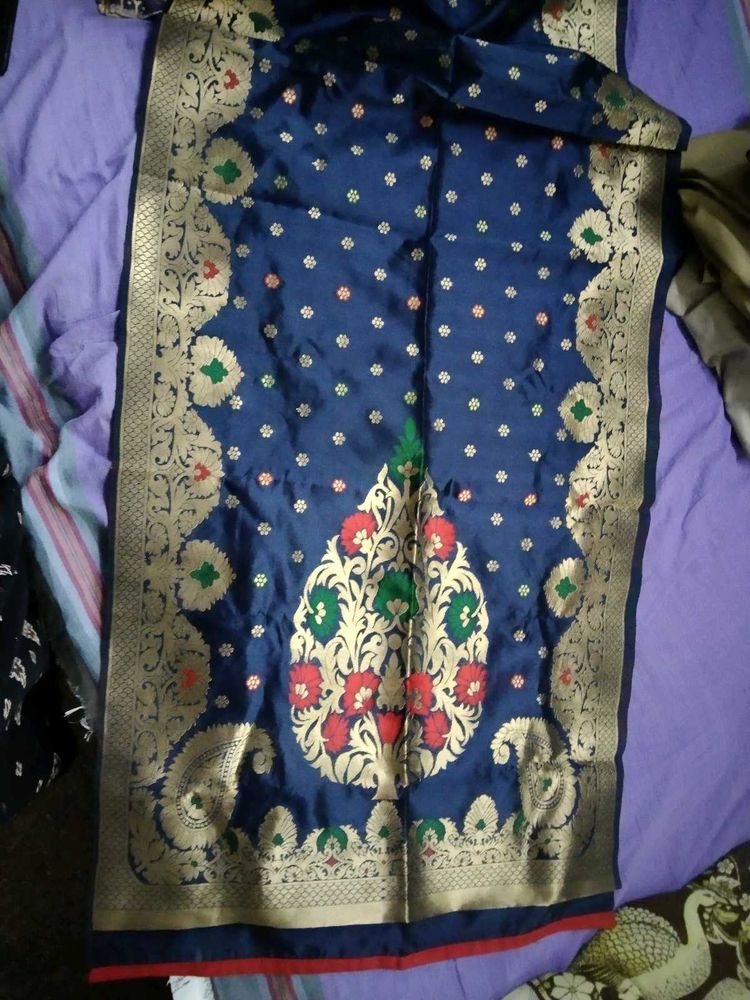 Navy Blue Banarasi Dupatta