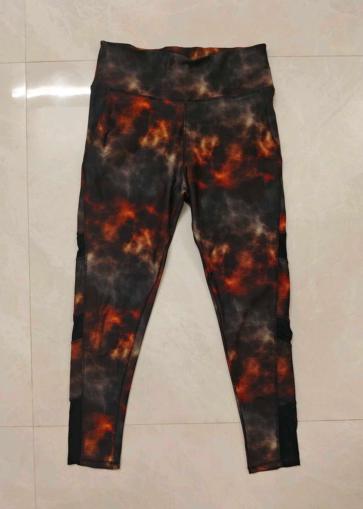 Stylish Print Leggings with Mesh Accents