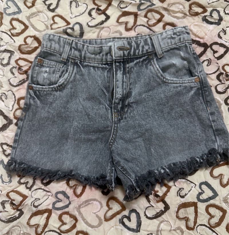ZARA Grey Denim Frayed Hem Shorts