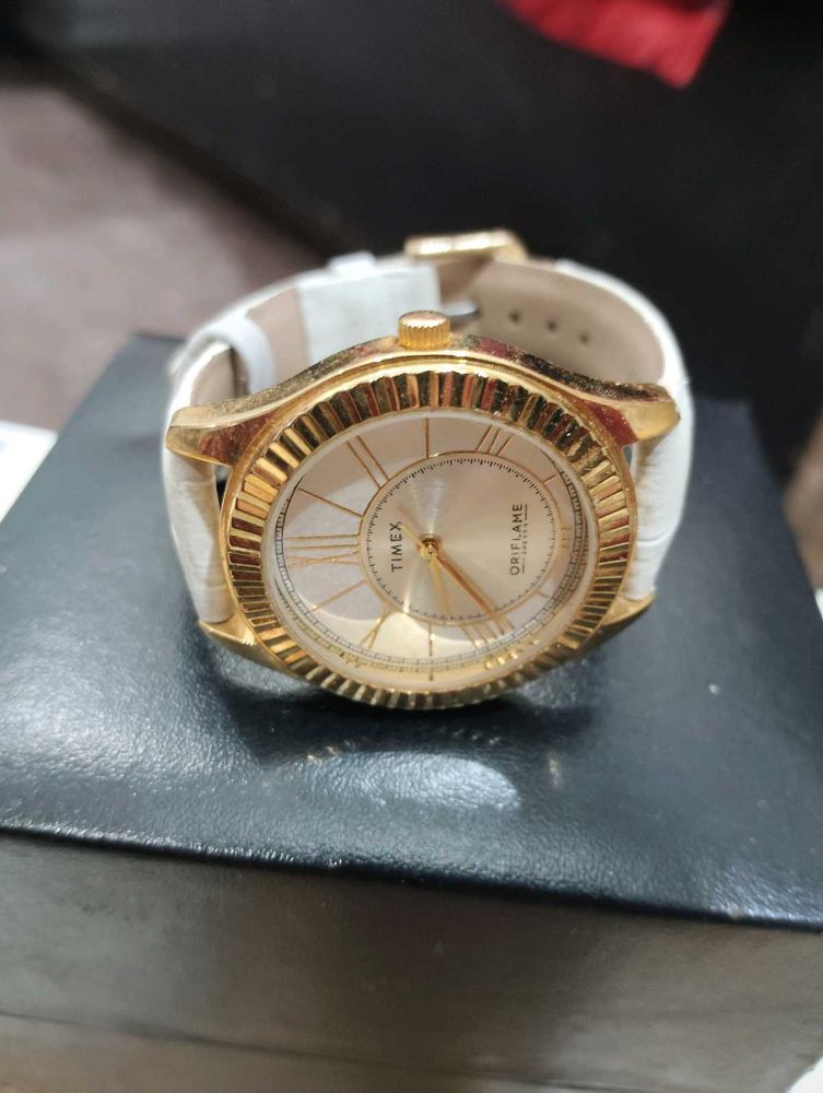 Elegant Gold-Tone Timex Wristwatch