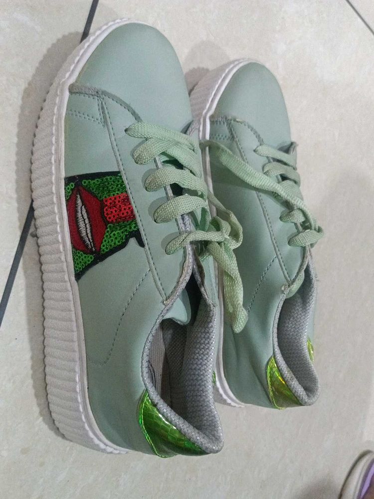 Mint Green Platform Sneakers with Lip Design