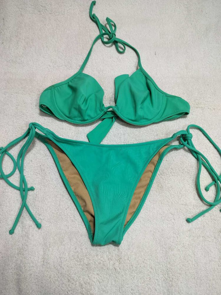 Green Bikini Set