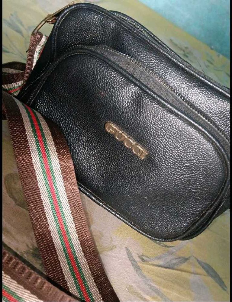 GUCCI Crossbody Bag
