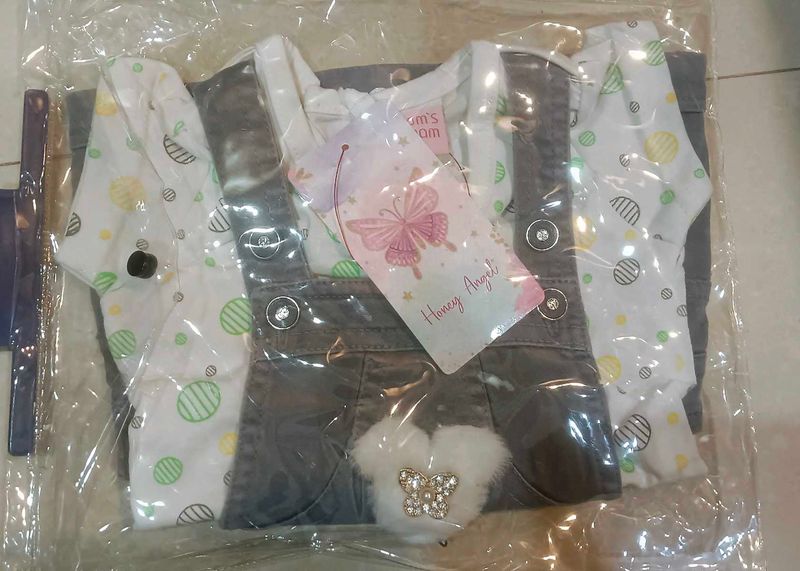 brand new cloth of a girl child