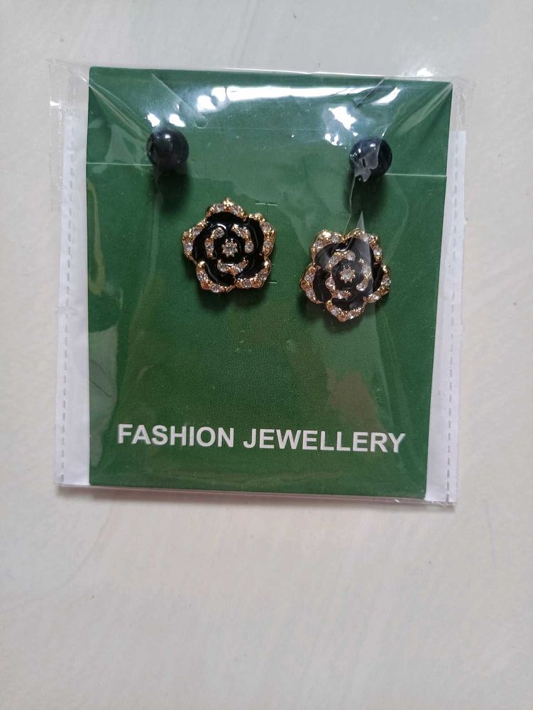 Elegant Rose Stud Earrings