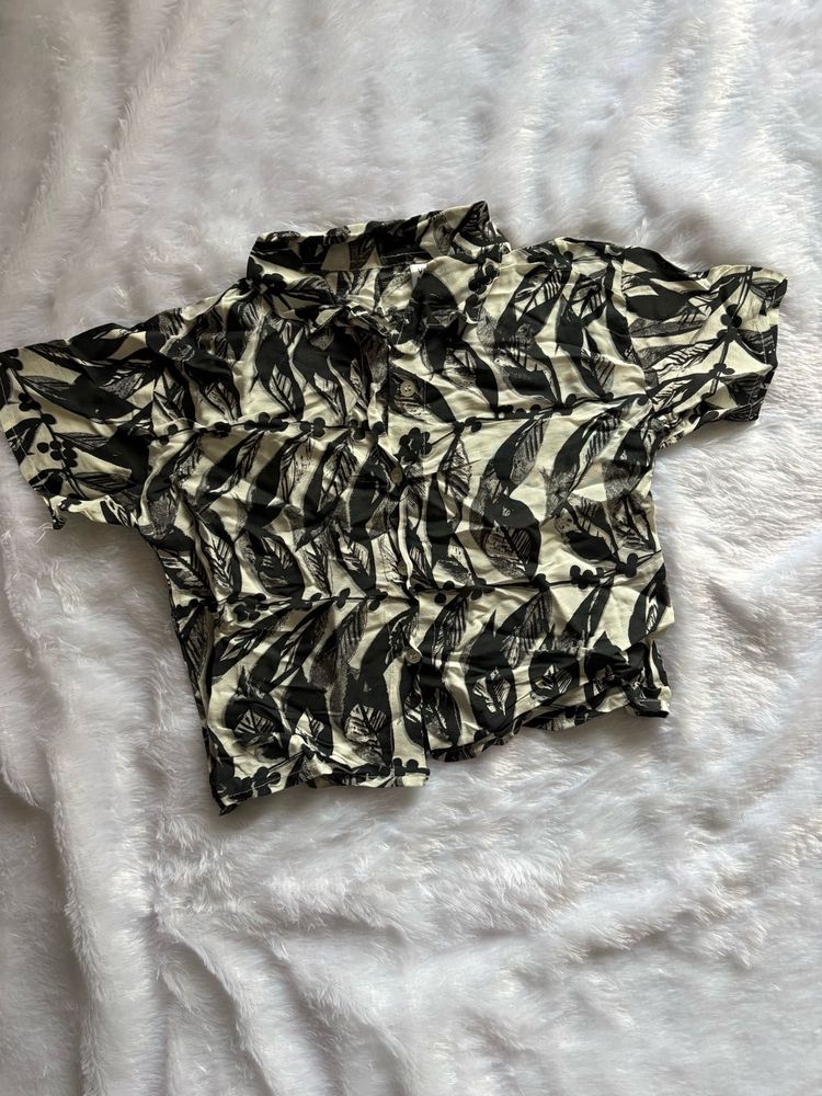 Leaf Print Short Sleeve Shirt