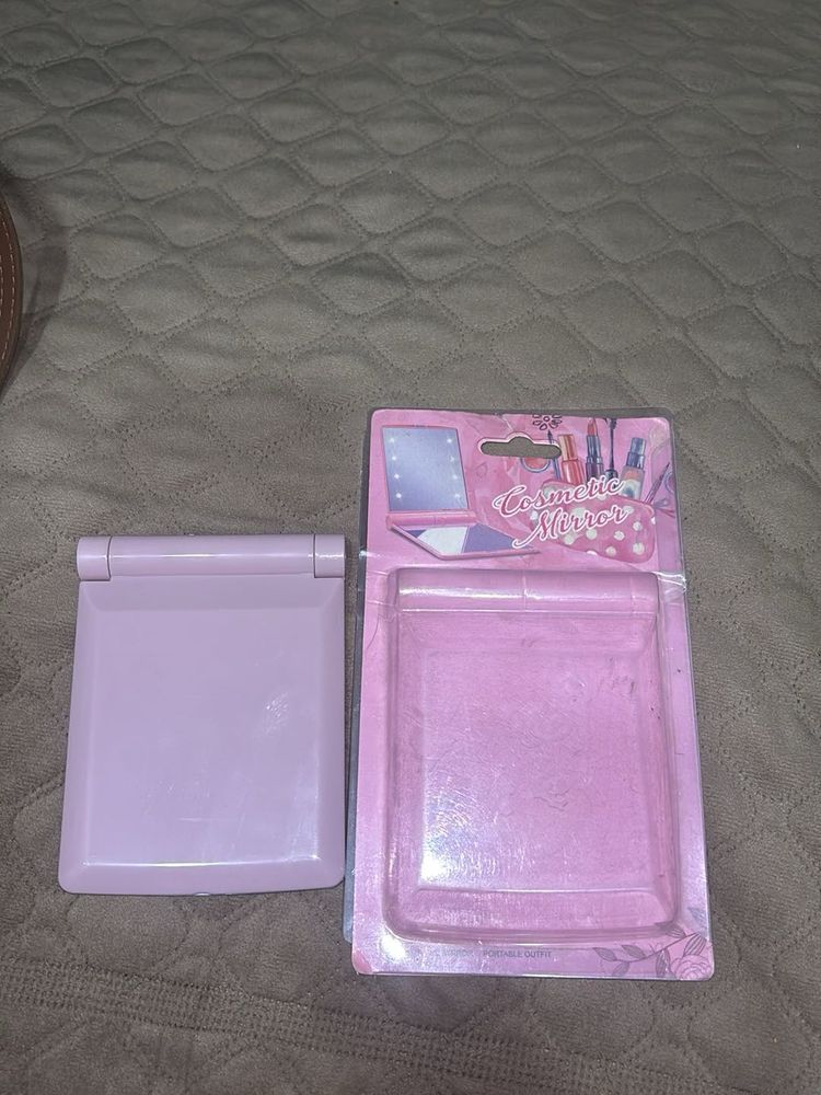 Compact Cosmetic Mirror with Lights