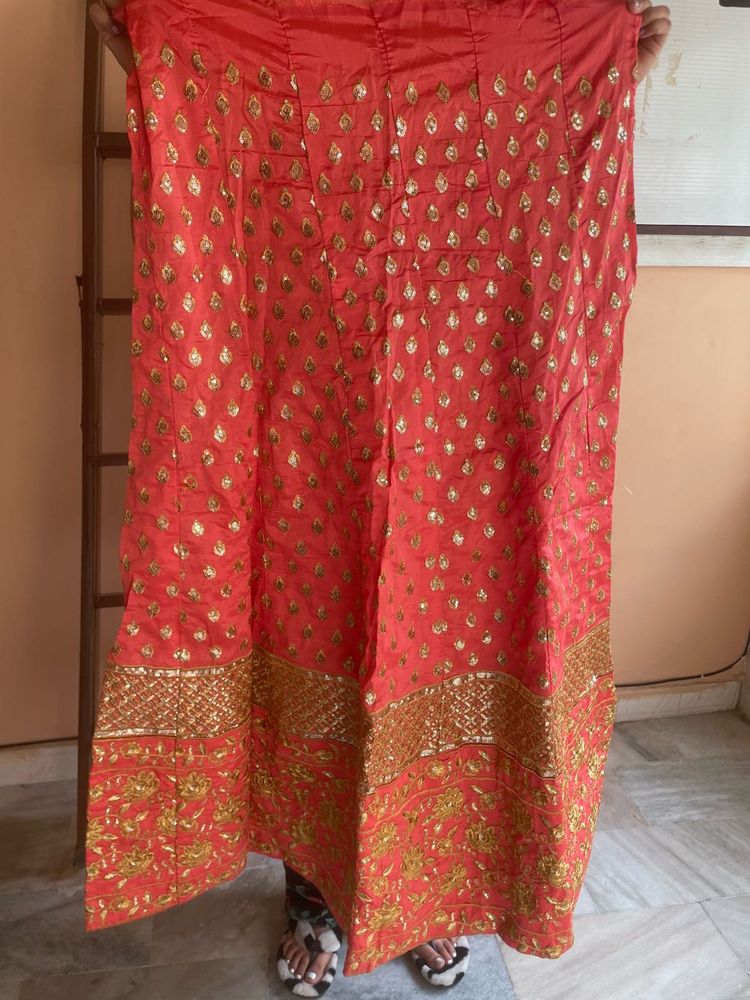 Coral &amp; Gold unstitched Lehenga