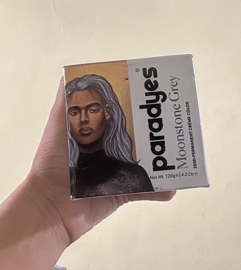 Parades Semi-Permanent Hair Color
