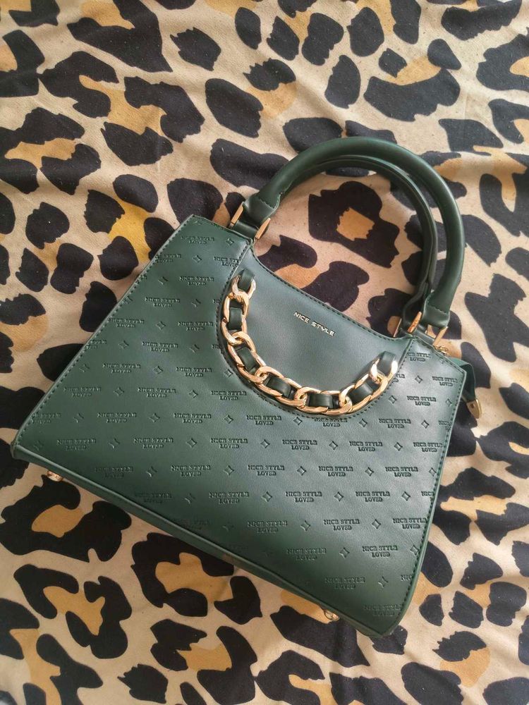 Chic Green Handbag