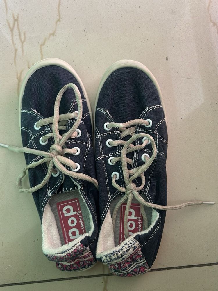 Comfortable Navy Blue Canvas Sneakers