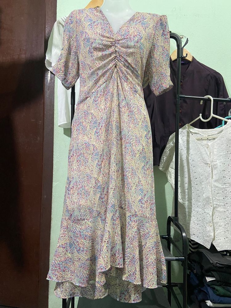 Chic Floral Print Ruched Midi Dress