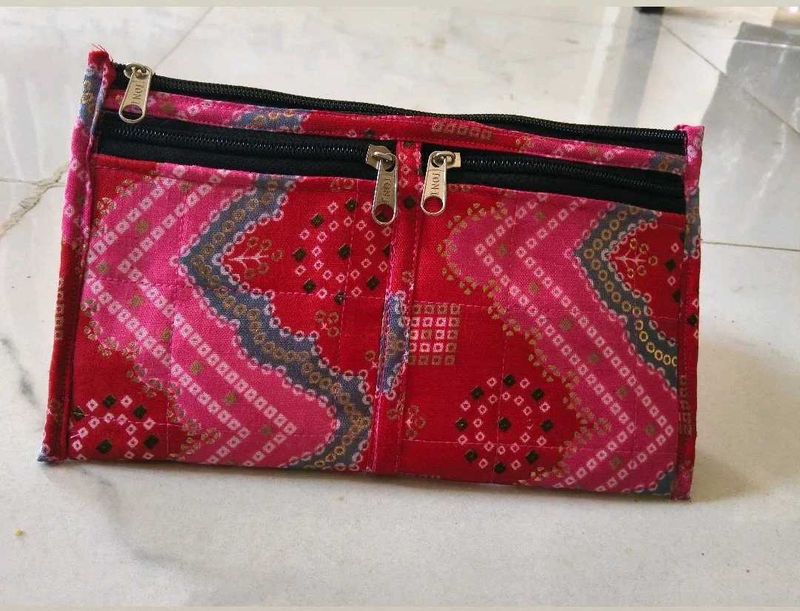 clutch bag