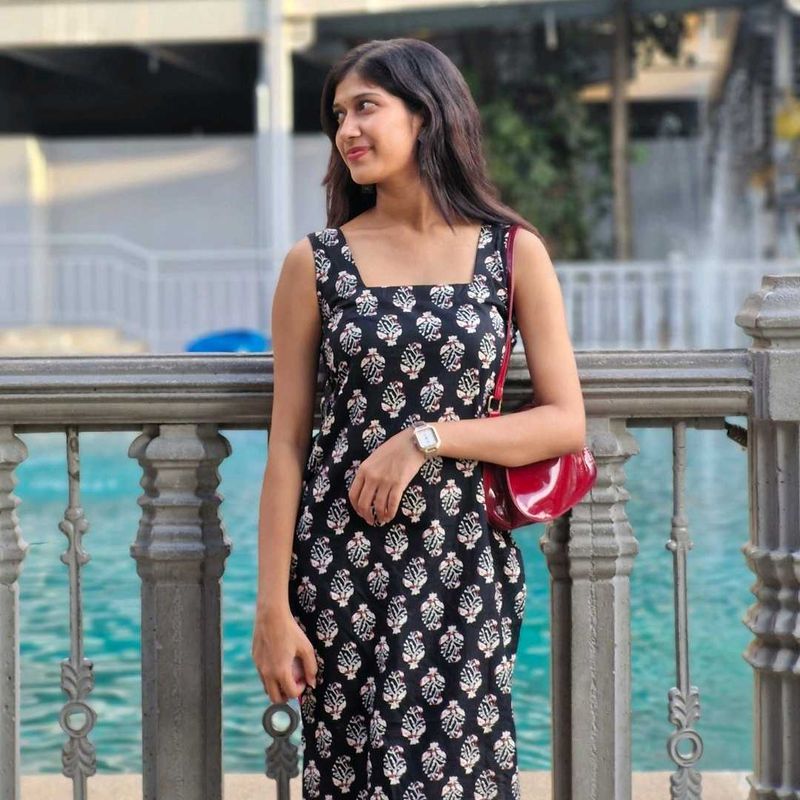 Elegant Black Printed Dress