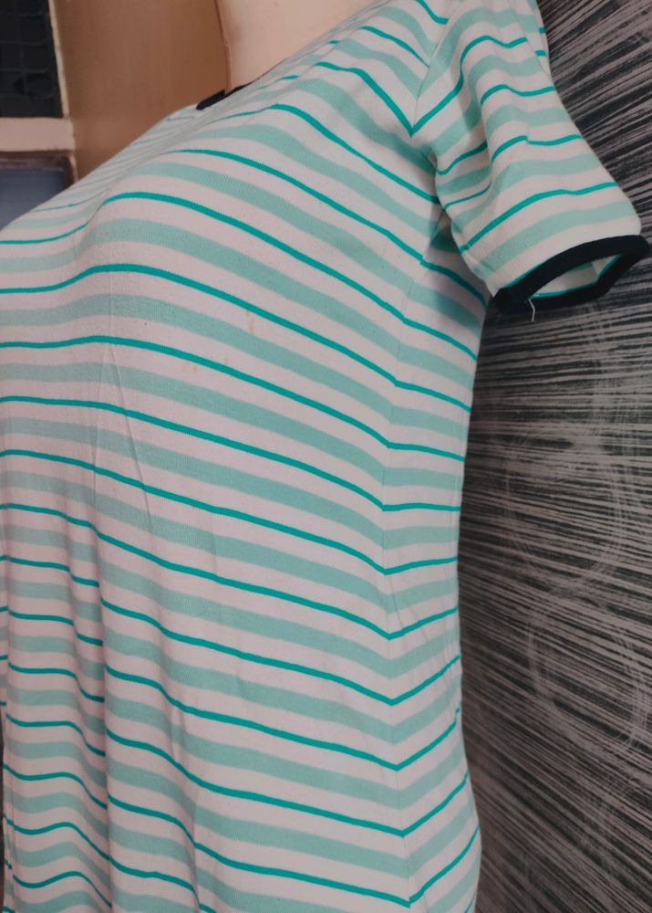 Long T-shirt