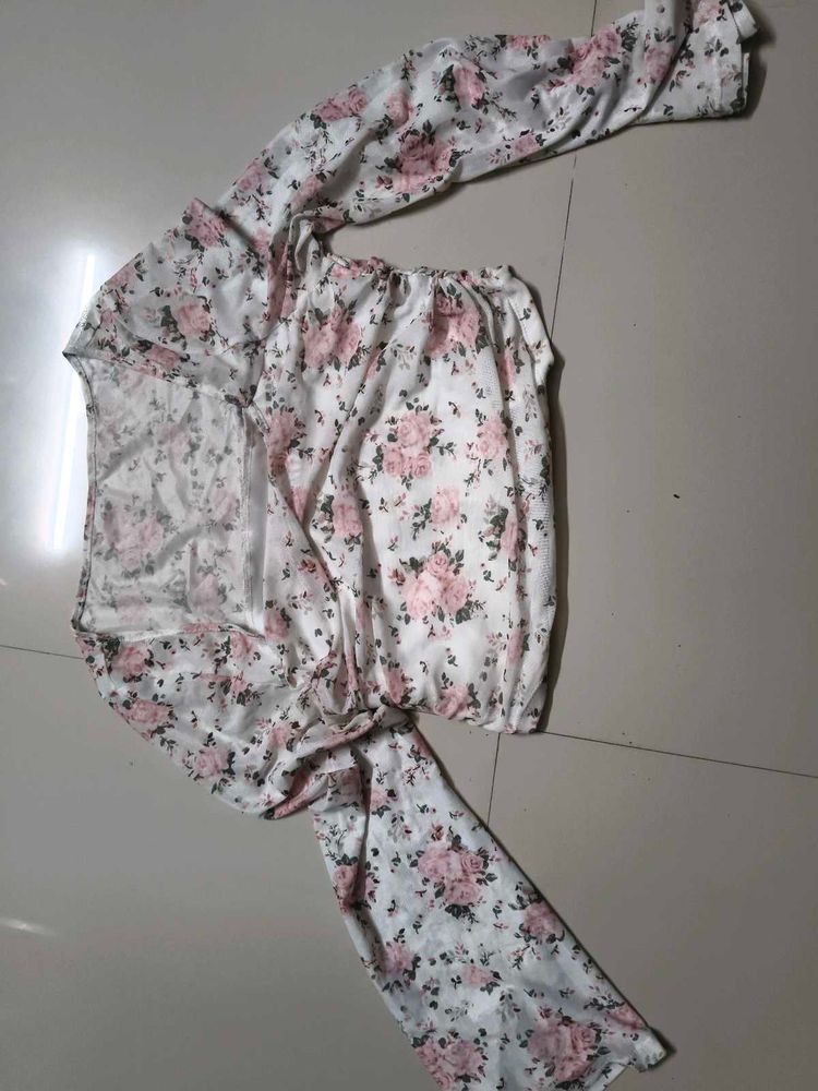Floral Print crop top from savana