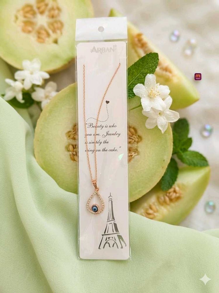 Elegant Evil Eye Pendant Necklace