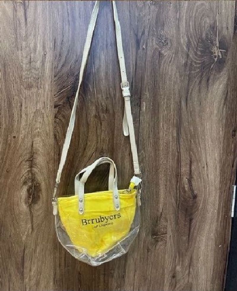 Brrubyers Yellow &amp; Clear Bag