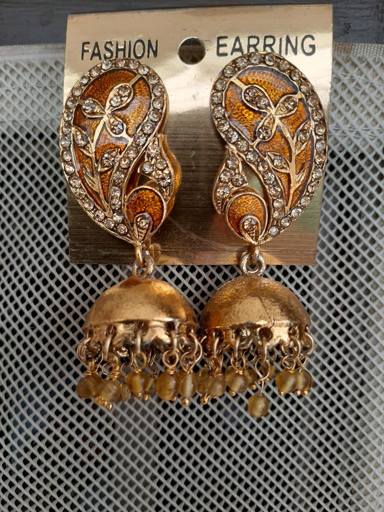 golden jhumkas