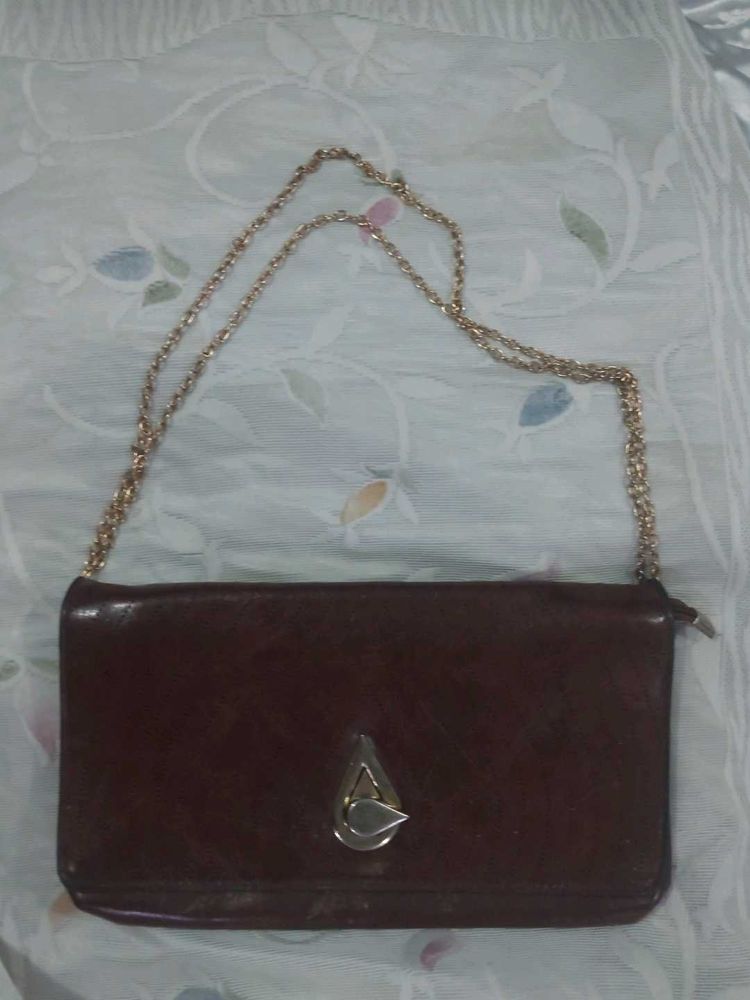Chic Chain Strap Clutch Bag