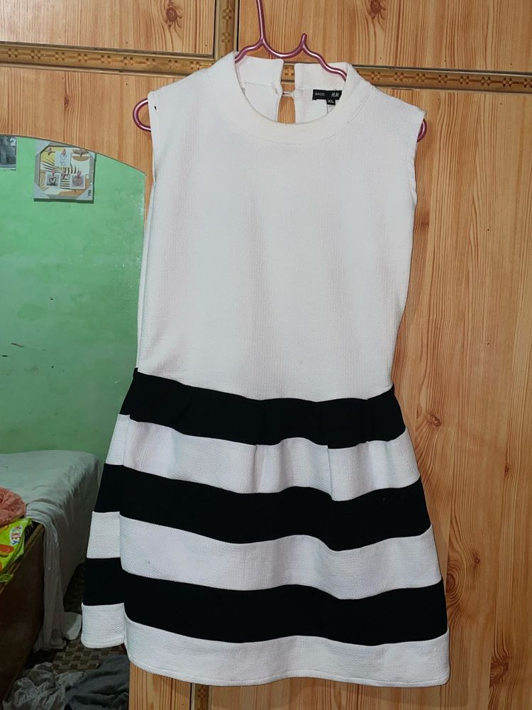 Chic Striped Sleeveless mini Dress