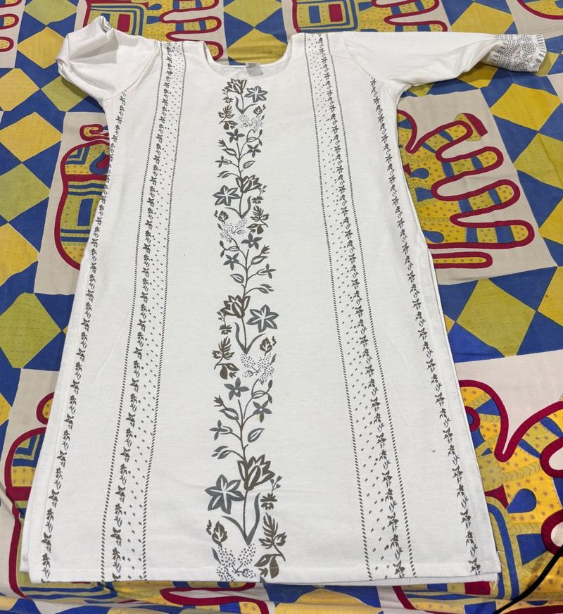 Elegant White Floral Print Kurta