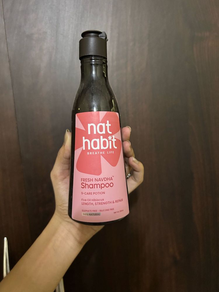 Nat Habit Fresh Navdha Shampoo