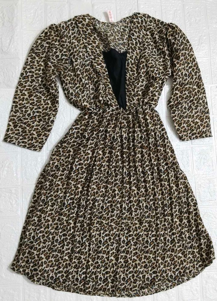 Tranding glamorous dress| tiger print women toppe
