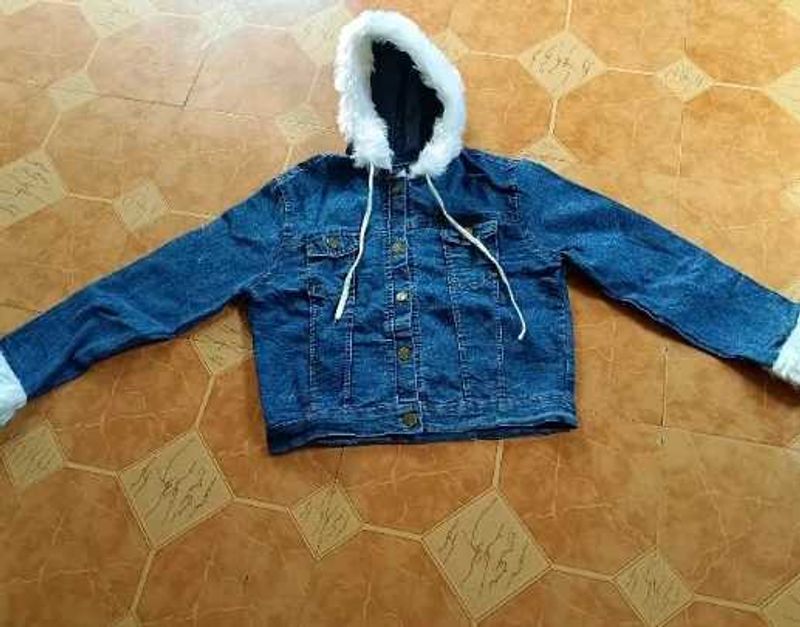 Stylish Denim Jacket with Fur Hood
