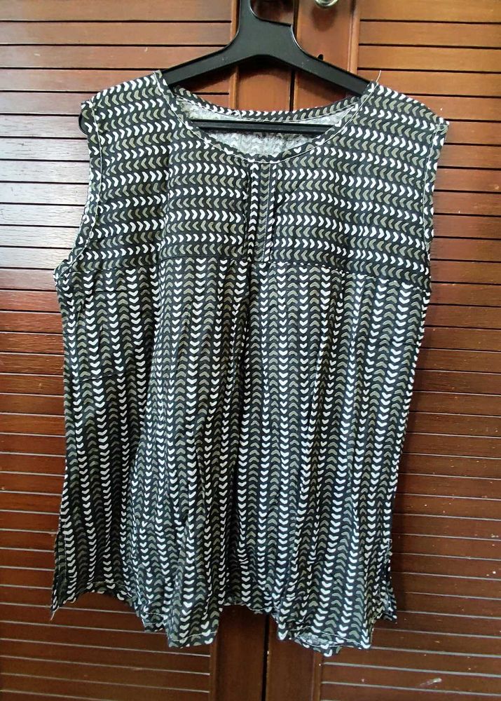 Stylish Sleeveless Printed Top