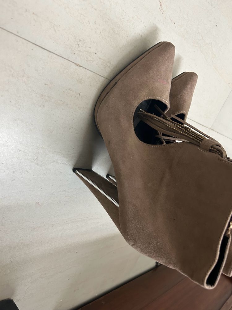 4inch Boot Like Shoes