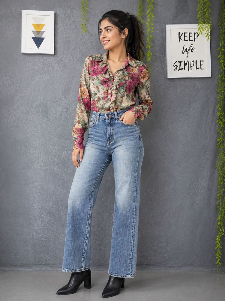 LTB Stylish Light Wash Bootcut Jeans