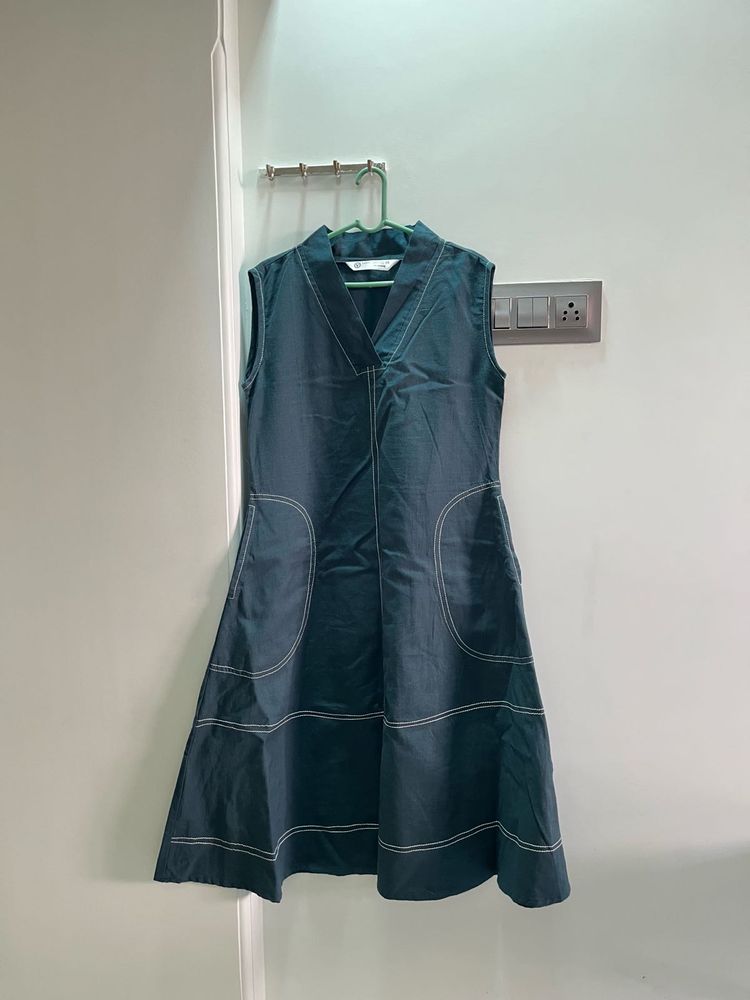 Stylish Sleeveless Dark Green Dress