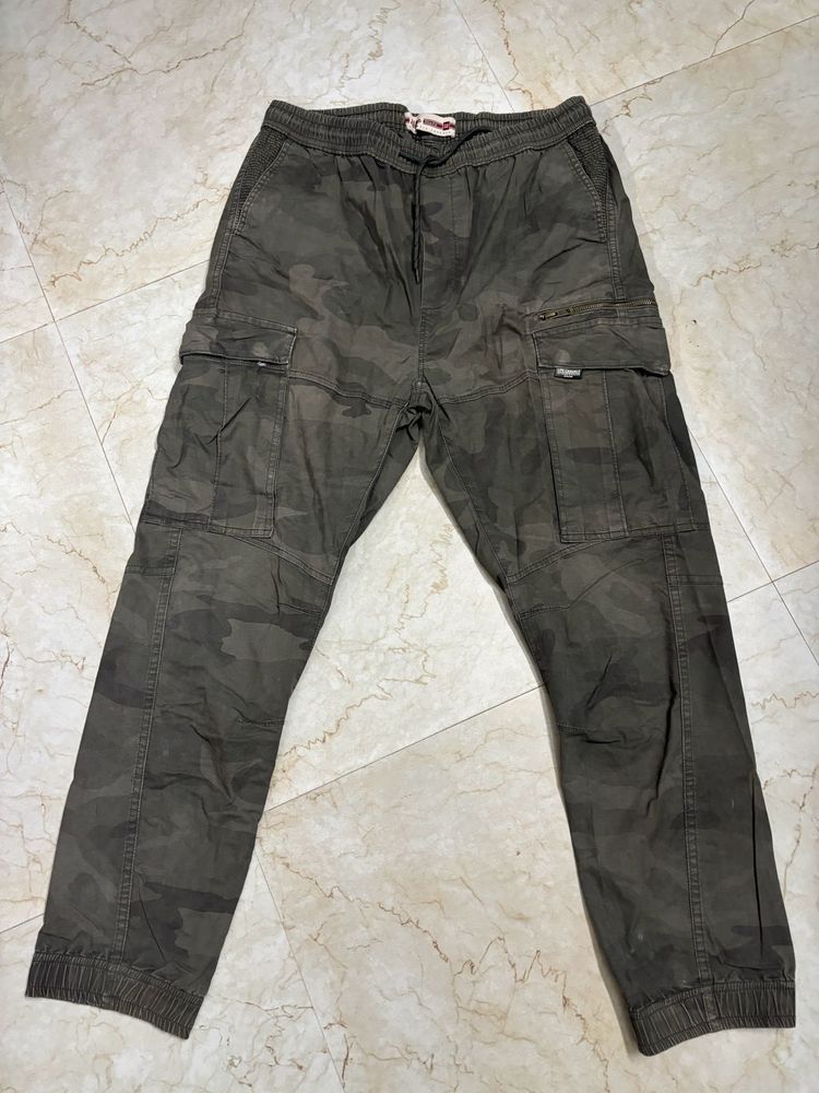Men's Camo Cargo Jogger Pants