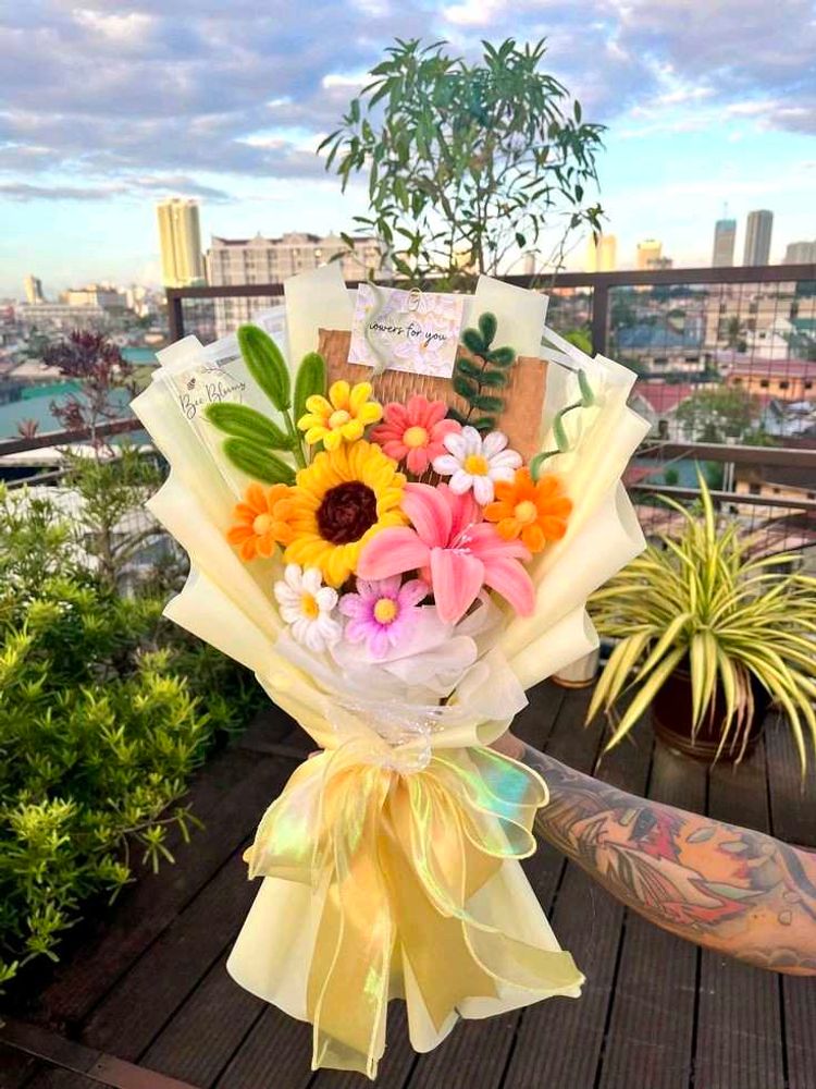 pipe cleaner flower bouquet