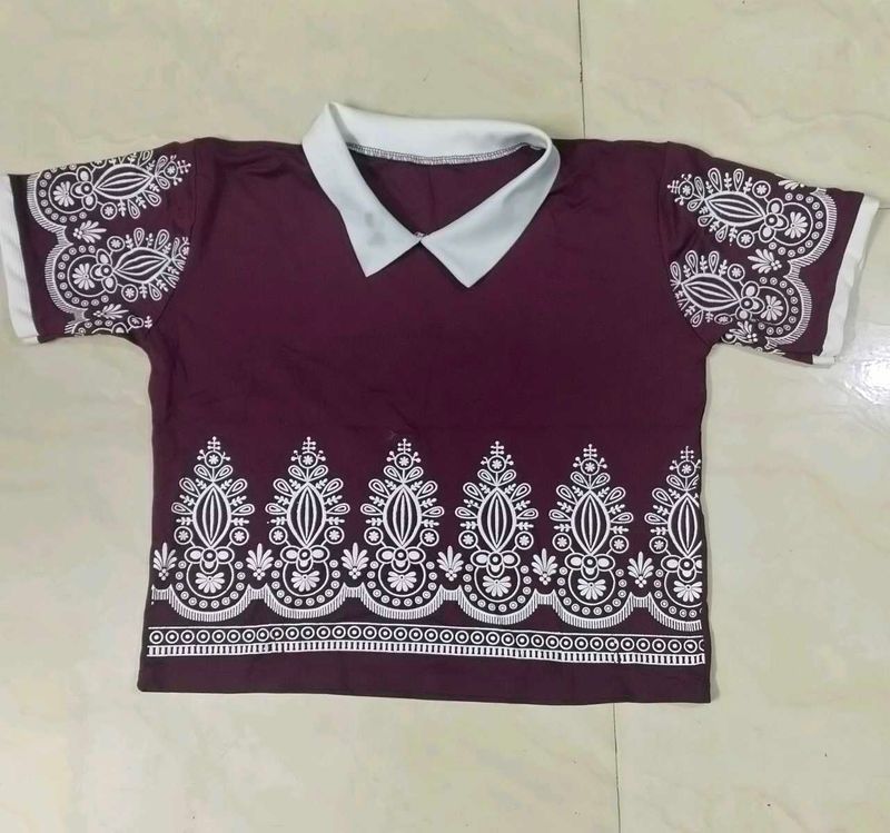 EMBROIDERED T-SHIRT