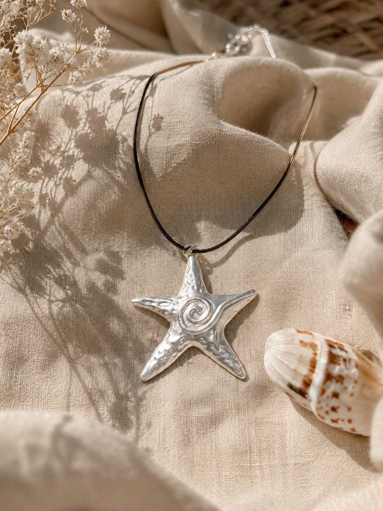 Unique Starfish Pendant Necklace