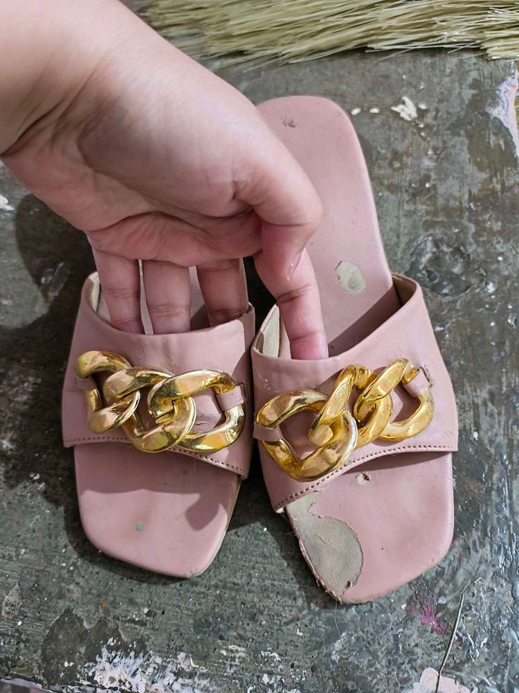 Chunky Chain Flats