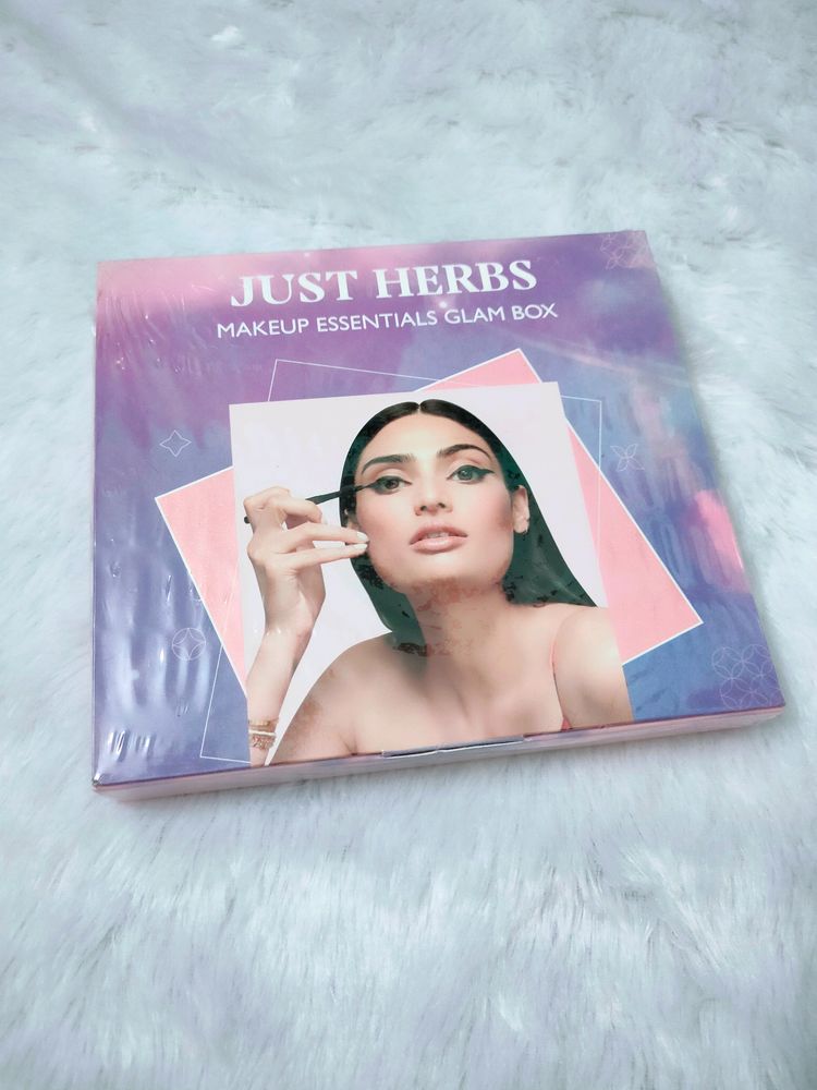 Just Herbs Make Up Kit